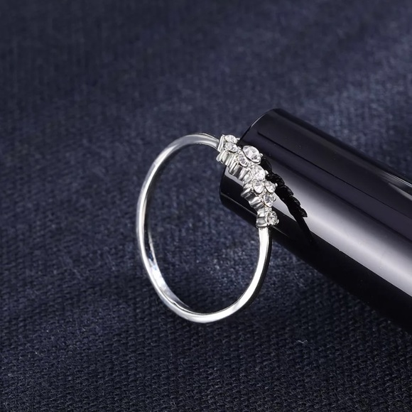 NEW Simple Silver cute ring - Picture 2 of 3